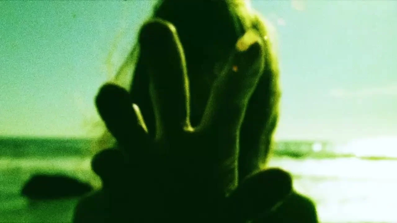 DJ Seinfeld - 'The Wave (feat. just lil)' (Official Visualiser)